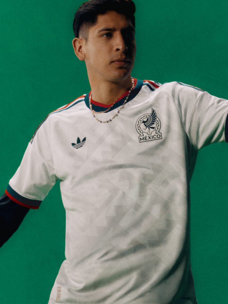 Adidas FIFA 2026